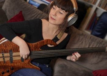 İstanbul Modern’de Asena Akan’dan konser ve ses atölyesi