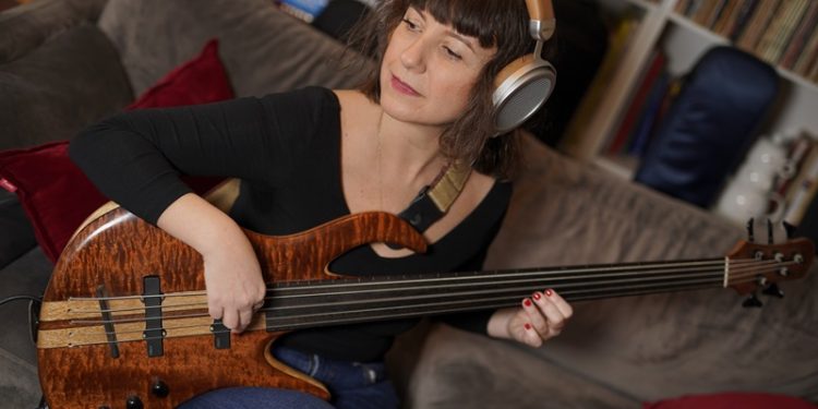 İstanbul Modern’de Asena Akan’dan konser ve ses atölyesi