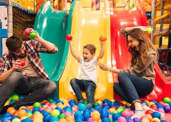 Farkındalık temelli oyun yaklaşımı çocukların duygusal zekalarını geliştiriyor, bebeveyn-çocuk bağını güçlendiriyor