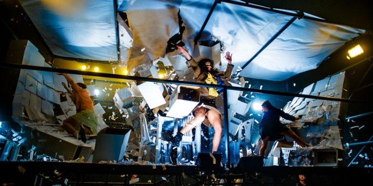 Yapı Kredi’nin 80. Yıl Feelin’ Good etkinlikleri,teknoloji ve sanatı buluşturan  Fuerza Bruta Wayra ile devam ediyor