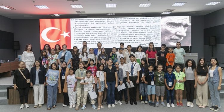 Mersinde çocuk meclisi iklim değişikliğine dikkat çekti