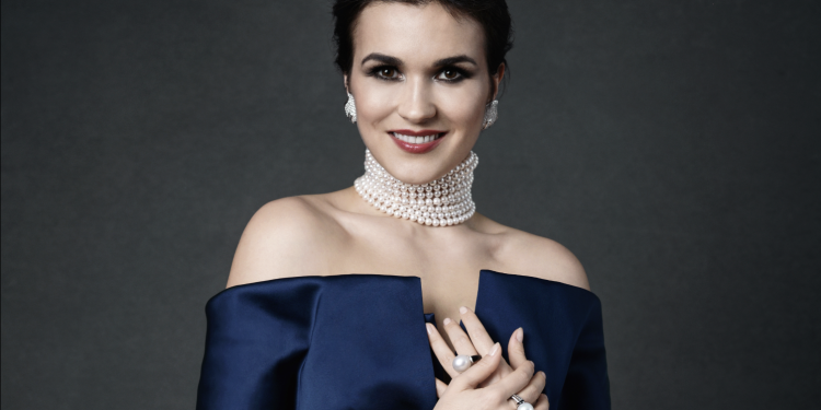 Dünya Sahnelerinin Parlayan Yıldızı Olga Peretyatko açık havada!