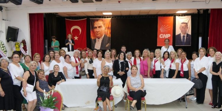 CHP Marmaris’te değişimi 20 yıl sonra kadınlarla başlattı/ Ata Sevgi