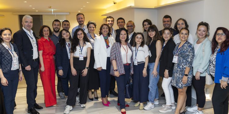 ÖRAV ve Garanti BBVA İş Birliğiyle Gerçekleştirilen EşitBiz projesi kapsamında ilham veren buluşma!