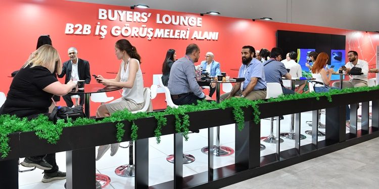 Dünyanın Önde Gelen Firmalarını Ağırlayan  ‘BeautyEurasia’ Güzellik sektörünün buluşma noktası olmaya devam ediyor