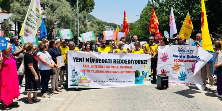 Eğitim Sen Muğla Şube Başkanı Nilüfer Enginsu: Eğitimde yaşanan sorunlar artarak devam ediyor