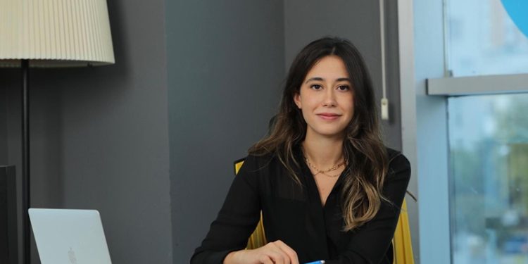 Sharz.net Genel Koordinatörü Ayşe Ece Şengönül