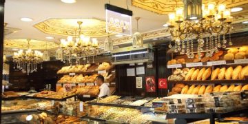 Geleneksel Tatlıların Sırrı: Türk Mutfağından Lezzet Dolu Tarifler