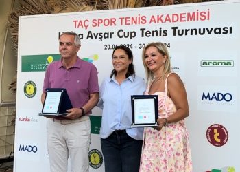 Dr. Yasemin Savaş: “Tenis bir yaşam tarzıdır”