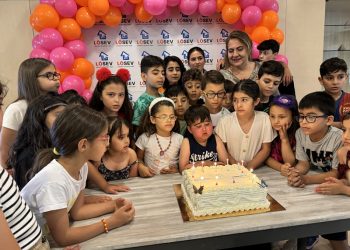 Lösev canım kardeşim ders evi mezunlarının karne heyecanı