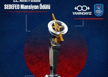 Anadolu Efes Spor Kulübü ile Yanındayız Derneği’nin iş birliği yaptığı “Eşitlik Bir Güne Sığmaz!” projesi, Altın Pusula SEDEFED Mansiyon Ödülü’ne layık görüldü