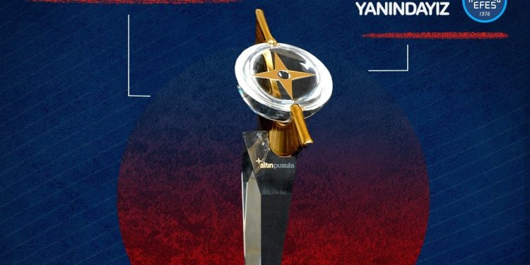 Anadolu Efes Spor Kulübü ile Yanındayız Derneği’nin iş birliği yaptığı “Eşitlik Bir Güne Sığmaz!” projesi, Altın Pusula SEDEFED Mansiyon Ödülü’ne layık görüldü