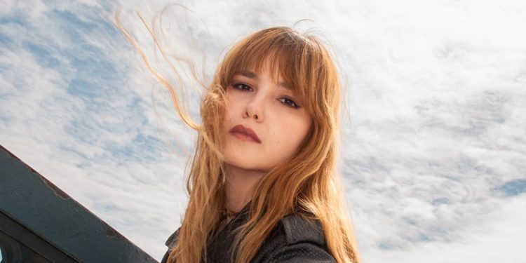 Simge Pınar- “Küs” 5 Temmuz’da yayında