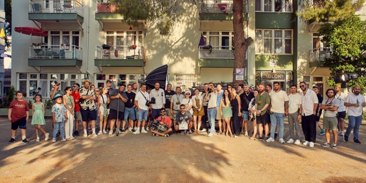 0000 Kilometre’de çekimler tamamlandı! Filmin meraklıları vizyonu iple çekiyor!