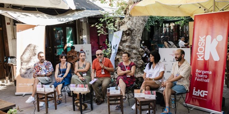 5. Bergama Tiyatro Festivali 3 günde 5 bini aşkın katılımcıyı ağırladı