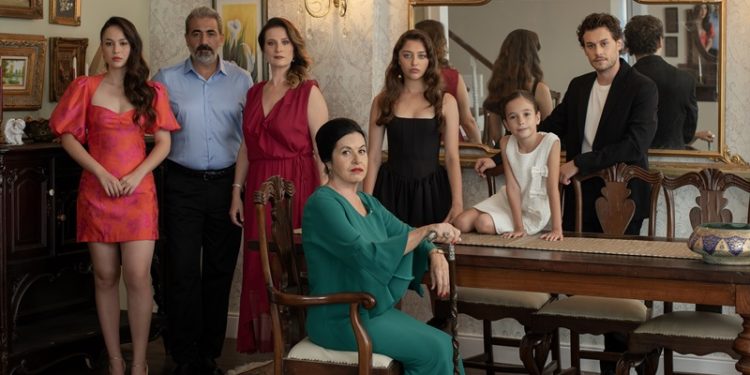 Sırlarla dolu bir hikayeye hazır mısınız?