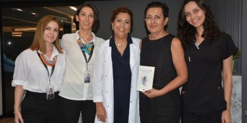 Marmarisli Mehtap Yalçın, kanser tedavisinde yanında olan doktorları için kitap yazdı