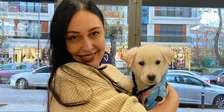 Müzisyen Gökçe Yeşilbaş’dan övgüye değer hareket!