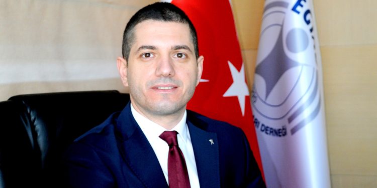 EGİAD Yönetim Kurulu Başkanı Alp Avni Yelkenbiçer : Basın Herkese Gerekli