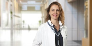 Op. Dr. Burcu Usta Uslu : Diyabet gözü bozuyor