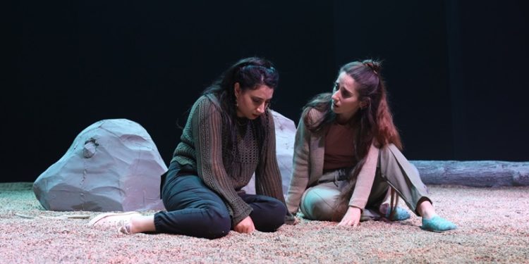 “Seyircilerimizi özledik… Eylül ayında 6 oyunla sahnedeyiz…”