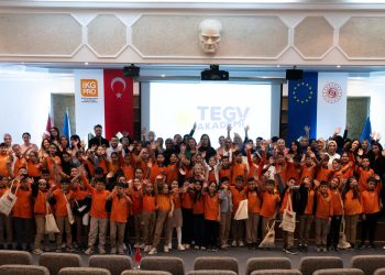 Tüm öğretmen, çocuk ve velilere ücretsiz içerikler TEGV Akademi’de