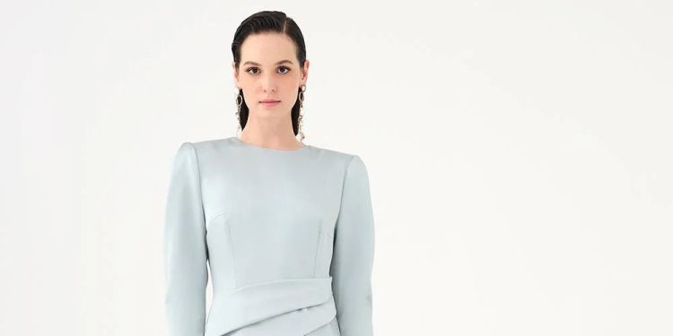 Tesettür Abiye Seçimi ve Kombin İpuçları