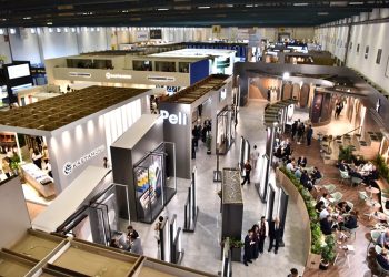 Avrasya’nın mobilya yan sanayi ve aksesuarları fuarı Intermob, kapılarını ziyaretçilere açtı