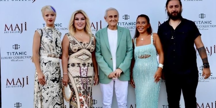 Devrim Erbil’in “Yatay Derinlik Kitabına” sanat dünyasından yoğun ilgi