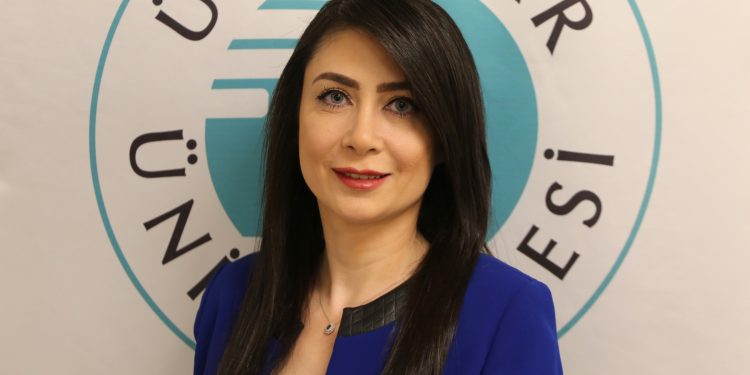 Doç. Dr. Aylin Tutgun Ünal : Duygularınıza yenilmeyin, önce bilgiyi teyit edin!