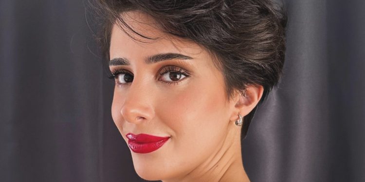 Hande Mehan zamanı!