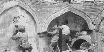 Türkiye’nin ilk kadın mimarlarından Mualla Eyüboğlu konuşulacak