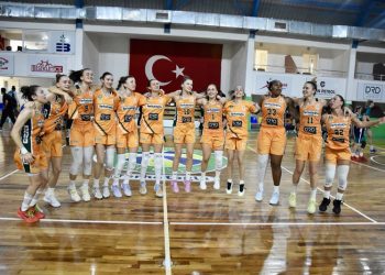 Gürespor fırtına gibi esiyor!