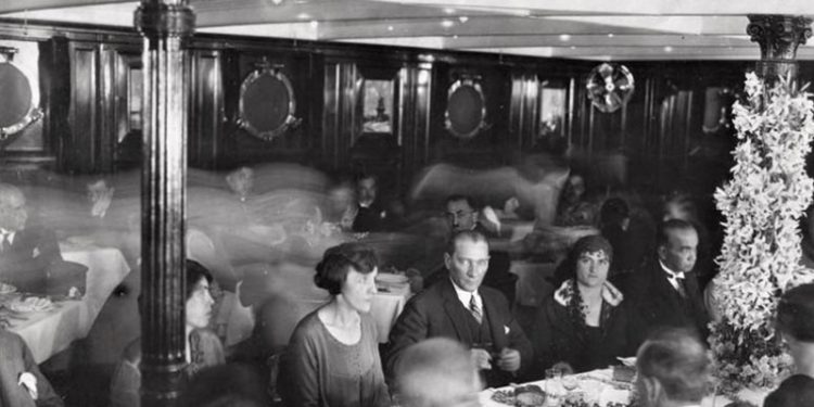 “Mustafa Kemal ve Karadeniz Vapuru” Seyyar Sergi