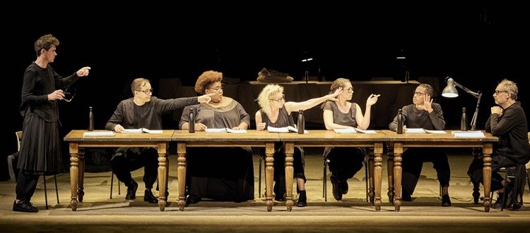 Bir Kadının Adalet Arayışının Hikâyesi: “Hekabe, Hekabe Değil”