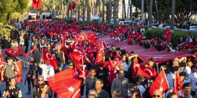 “Cumhuriyet Bir Aydınlanma Projesidir”