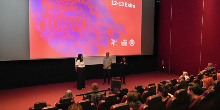 Sinemaseverler engelsiz filmler Festivali’nde buluştu
