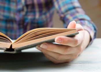 Her gün oku; zihnini canlı tut, Alzheimer olma