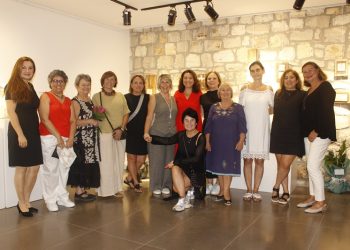 Bizce Seramik Atölyesi sergi açılışı Urla’da yapıldı