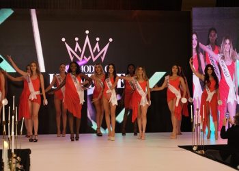 Top Model of Universe final gecesi muhteşem bir finalle sonuçlandı