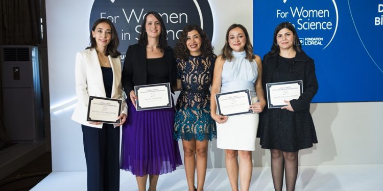 L’Oréal Türkiye ‘Bilim Kadınları İçin’ Programı bilimde devrim yaratacak projelerle 22. yılında