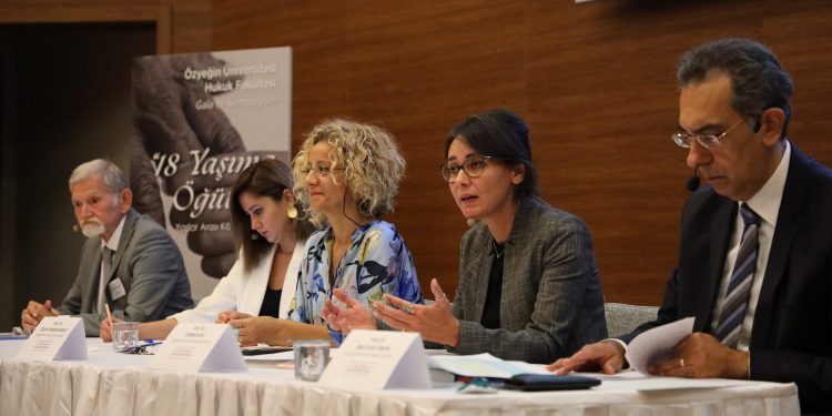 Özyeğin Üniversitesi’nde 1 Ekim Dünya Yaşlılar Günü Kapsamında “18 Yaşıma Öğütler: Yaşlılar Arası Köprü” Belgesel Lansmanı yapıldı