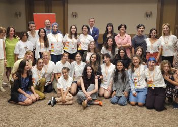 İpek Kıraç’tan Dünya Kız Çocukları Günü mesajı: Kız çocuklar için dayanışma ağı yaratmak hepimizin sorumluluğu