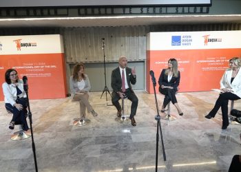 Aydın Doğan Vakfı’ndan, Dünya Kız Çocukları Günü’nde   Kız Çocukları ve Yapay Zeka Konferansı