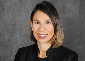 Perakende sektörü bayrak kaldırıyor