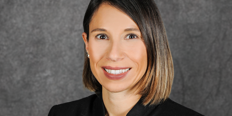 Perakende sektörü bayrak kaldırıyor