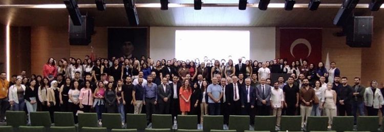 Görüntüleme Yüksek Okulu mezunlarına yönelik radyolojide güncel gelişmeler semineri