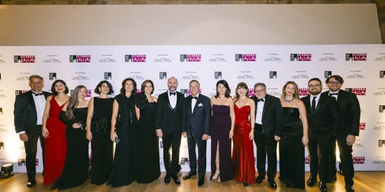 Londra’da İKSV Genç sanatçı fonu yararına bir gala gecesi düzenlendi