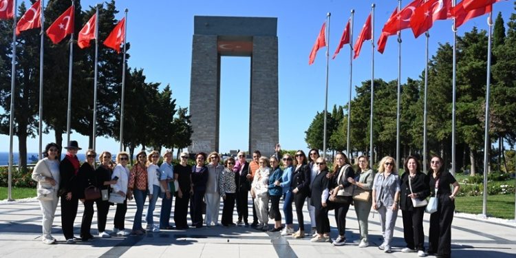 İş ve cemiyet dünyasının önde gelenleriyle Çanakkale tarihi alana ziyaret