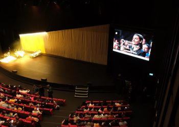 28. İstanbul Tiyatro Festivali, perdeleri Yatırım Finansman Sponsorluğunda “Müfettişler” Oyunu ile açtı